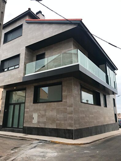 Casas en venta y pisos alquiler - 1