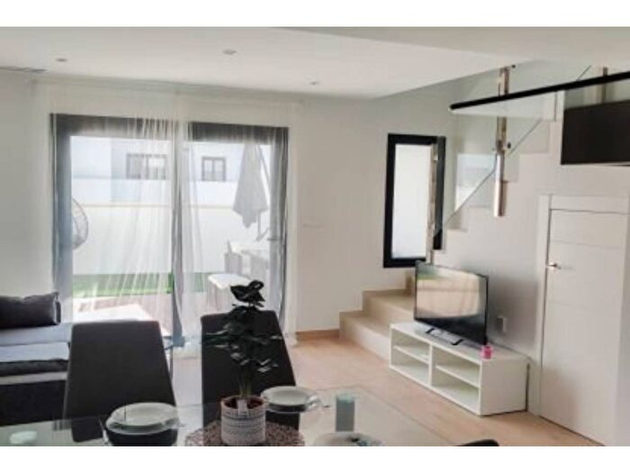 Casas en venta y pisos alquiler - 2