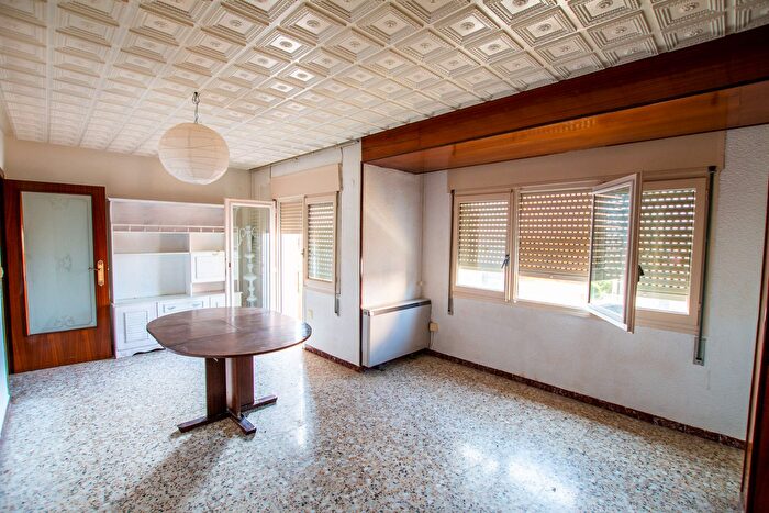 Piso en venta en Caspe, Zaragoza de 5 habitaciones