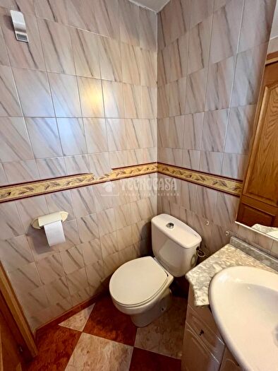Casas en venta y pisos alquiler - 2