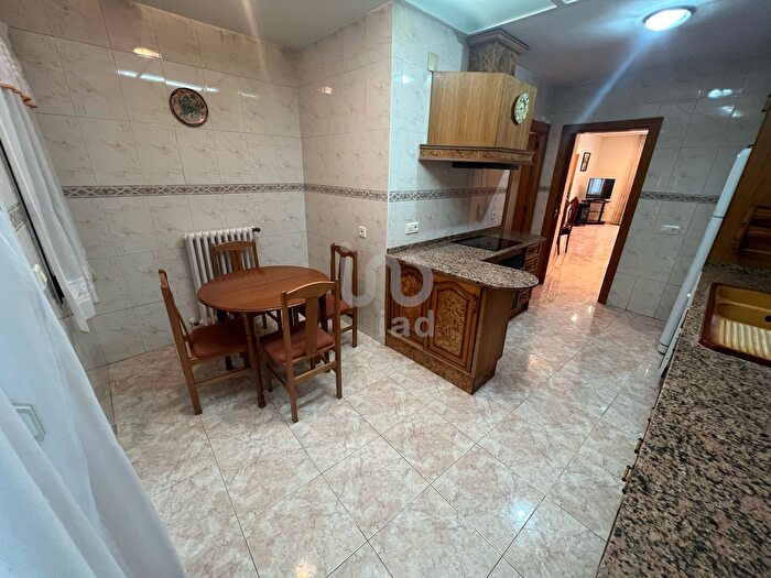 Casas en venta y pisos alquiler - 2