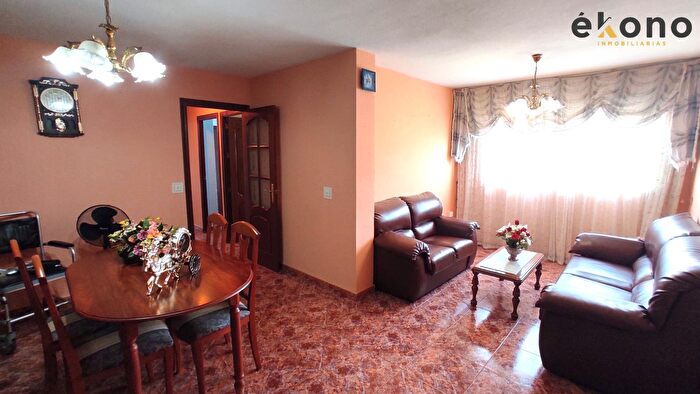 Piso en venta en Sureste, Fuensanta Arcángel de 3 habitaciones