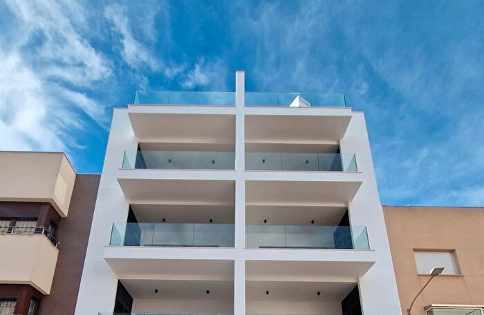 Piso en venta en Pueblo, Guardamar del Segura de 3 habitaciones