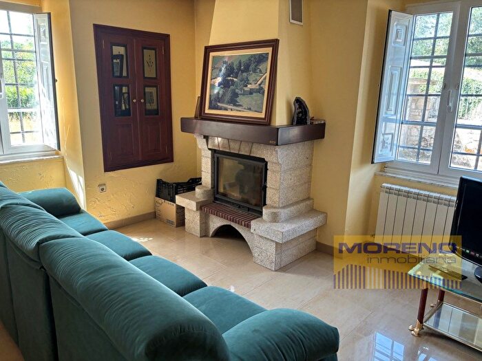 Casas en venta y pisos alquiler - 3