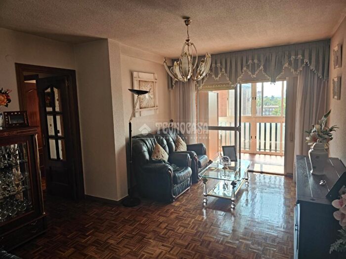 Casas en venta y pisos alquiler - 2