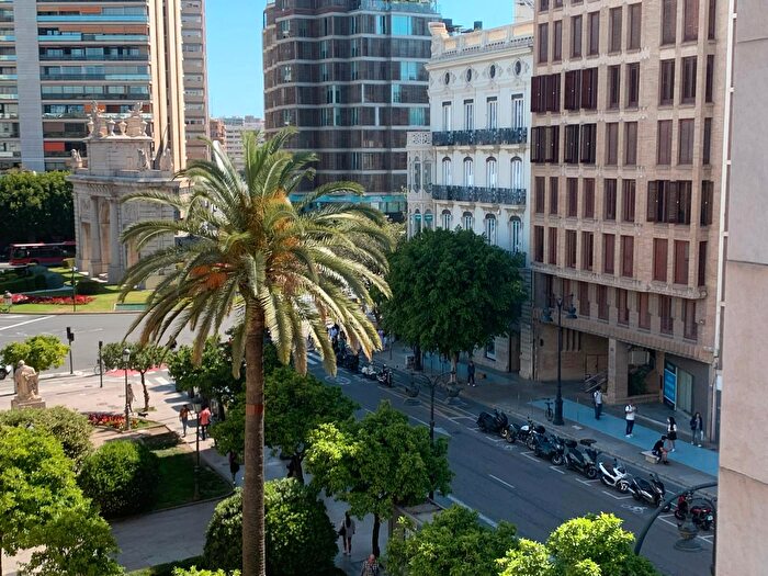 Piso en venta en Ciutat Vella, Sant Francesc de 5 habitaciones