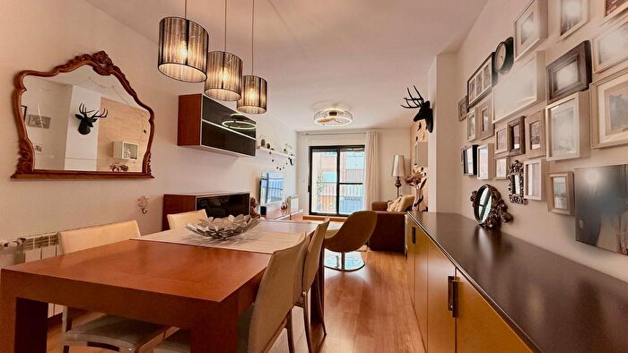 Casas en venta y pisos alquiler - 2
