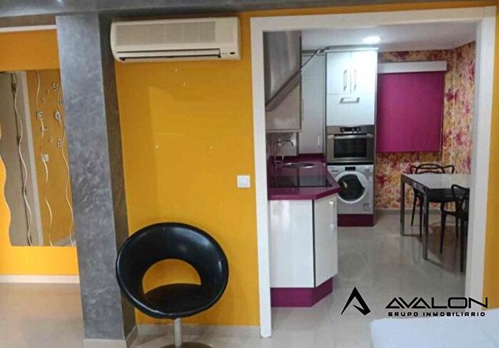 Casas en venta y pisos alquiler - 2