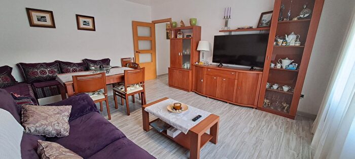 Piso en venta en Vallirana, Barcelona de 4 habitaciones