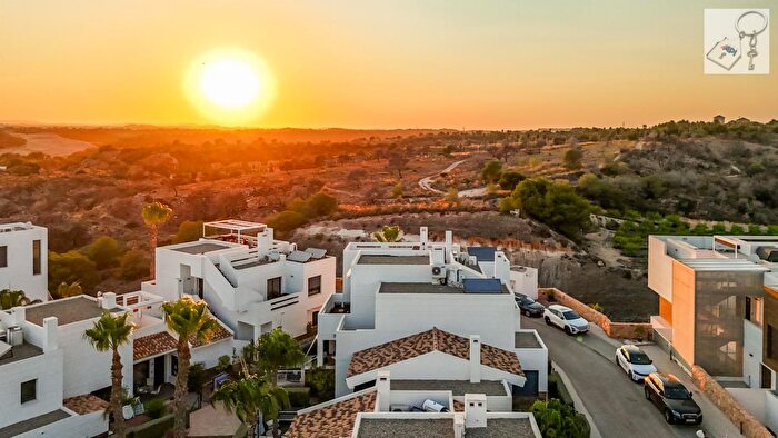 Piso en venta en Orihuela Costa, Lomas de Campoamor Las Ramblas de 2 habitaciones