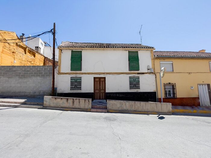 Casas en venta y pisos alquiler - 1