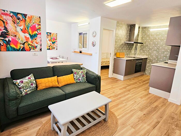 Piso en venta en Playa Jardín, Puerto de la Cruz de 2 habitaciones