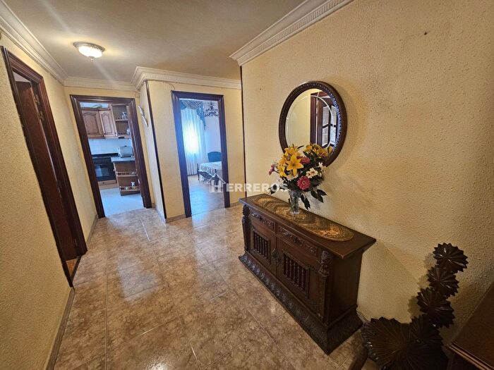 Casas en venta y pisos alquiler - 2