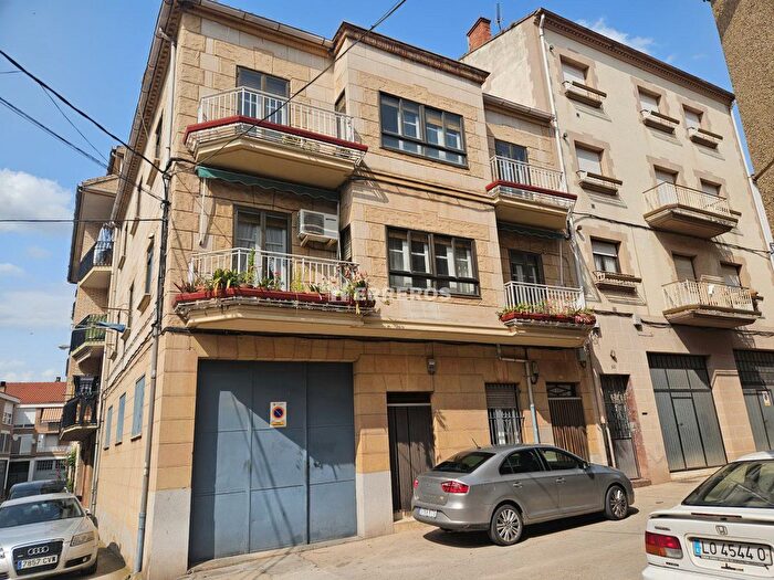 Casas en venta y pisos alquiler - 1