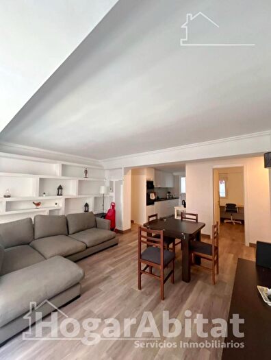 Piso en venta en Quatre Carreres, MontOlivet de 4 habitaciones