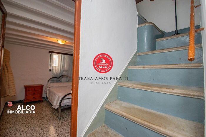 Casas en venta y pisos alquiler - 2