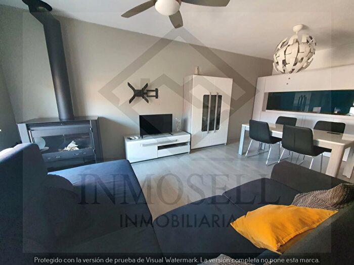 Casas en venta y pisos alquiler - 1