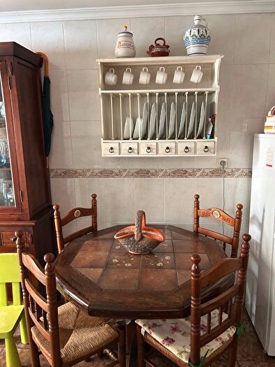 Casas en venta y pisos alquiler - 3