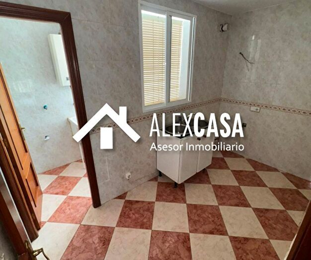 Casas en venta y pisos alquiler - 3