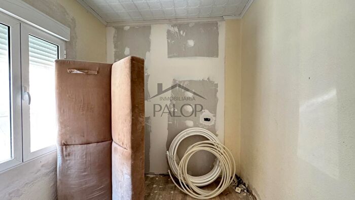 Casas en venta y pisos alquiler - 2