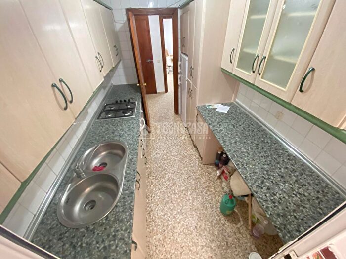 Casas en venta y pisos alquiler - 3