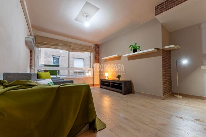 Casas en venta y pisos alquiler - 2