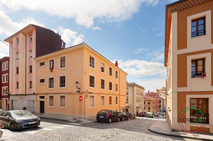 Casas en venta y pisos alquiler - 1