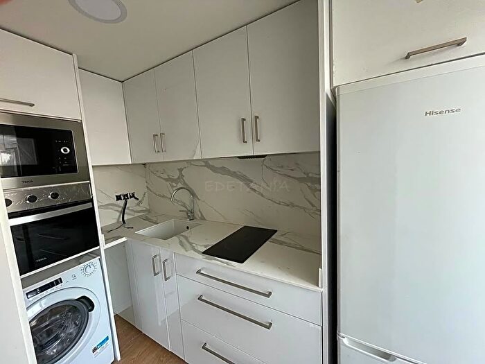 Casas en venta y pisos alquiler - 1