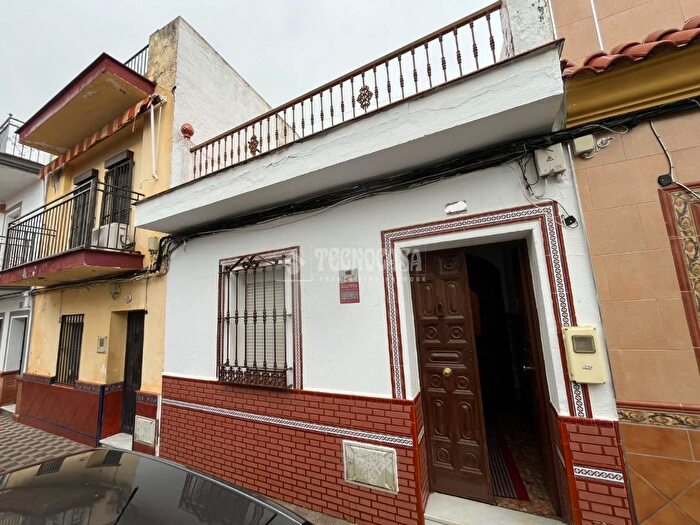 Casas en venta y pisos alquiler - 1