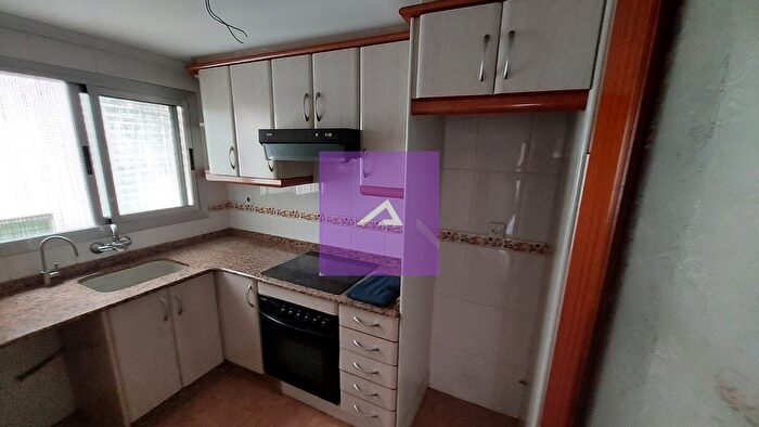 Piso en venta en El Mercado, Manises de 3 habitaciones