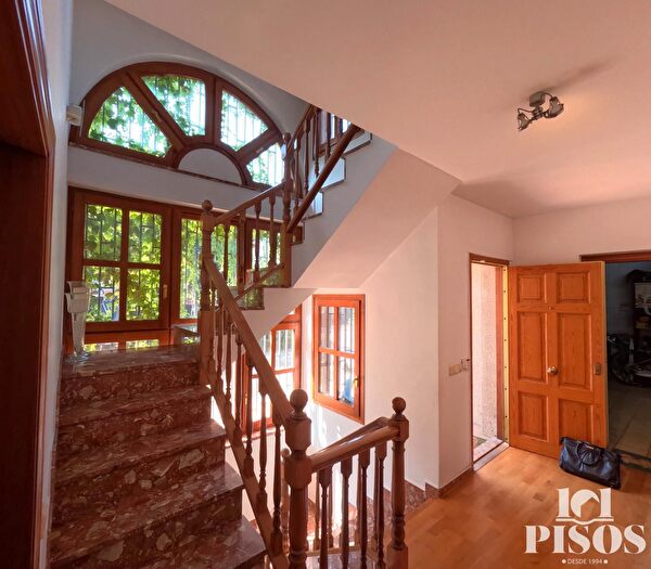Casas en venta y pisos alquiler - 2