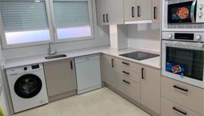 Casas en venta y pisos alquiler - 1