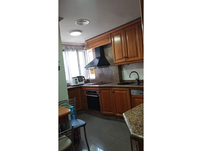 Casas en venta y pisos alquiler - 2