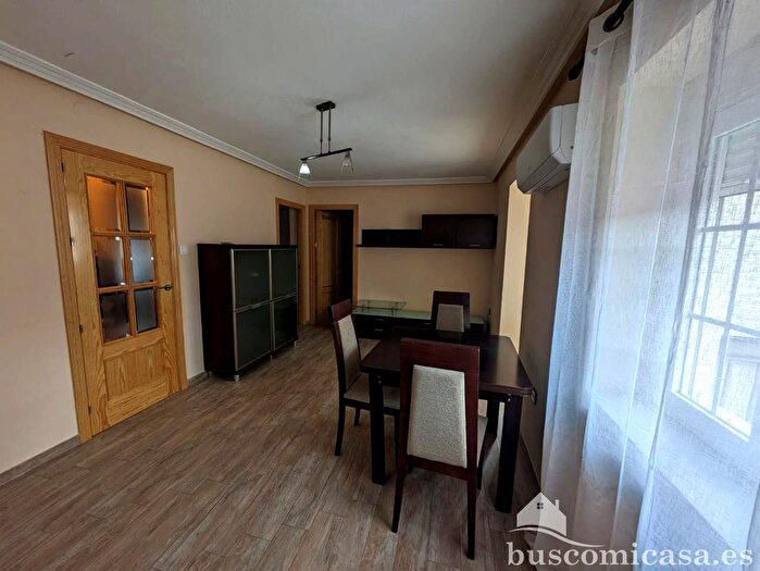 Casas en venta y pisos alquiler - 2