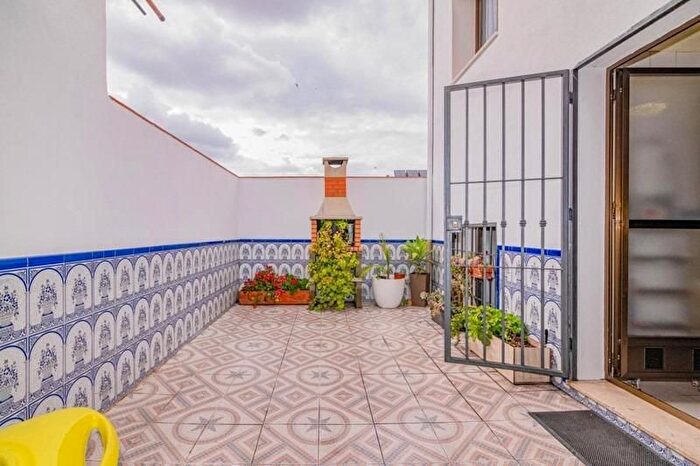 Casa en venta en Albolote, Granada de 3 habitaciones
