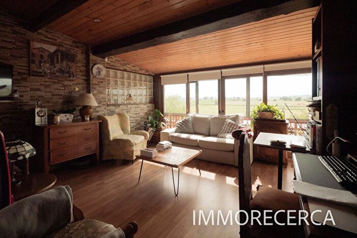 Piso en venta en Bellcaire dEmpordà, Girona de 3 habitaciones