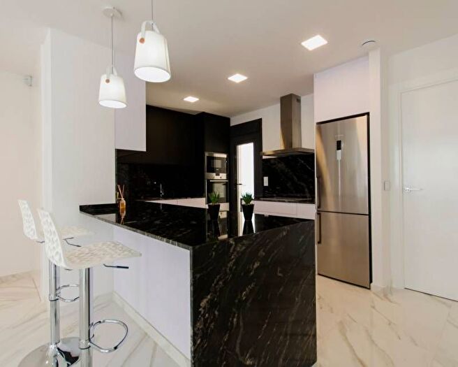 Casas en venta y pisos alquiler - 2