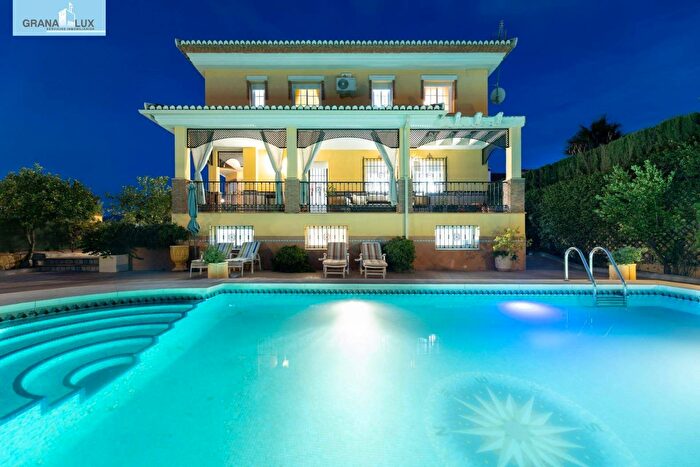 Casa en venta en Andalucía, Granada de 5 habitaciones