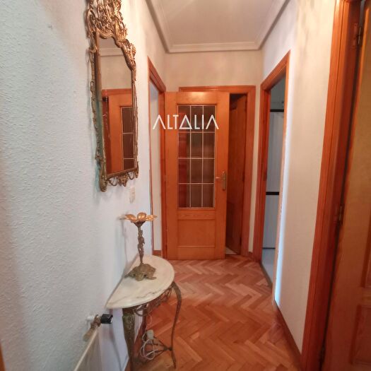 Casas en venta y pisos alquiler - 2