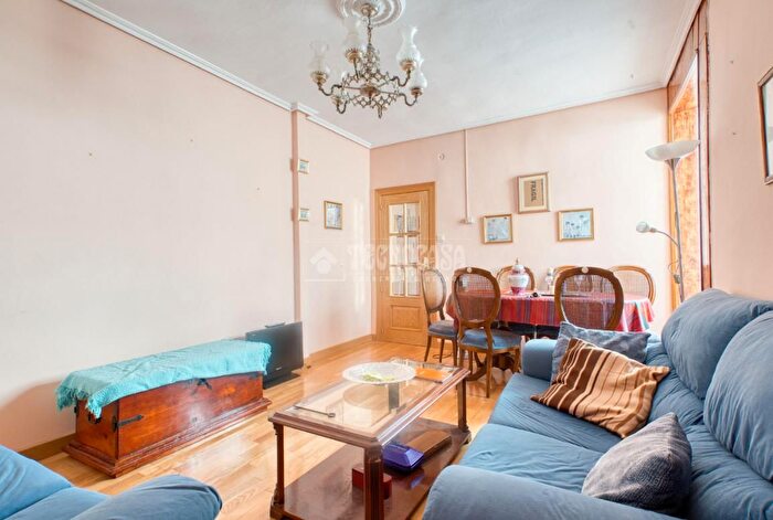Casas en venta y pisos alquiler - 2