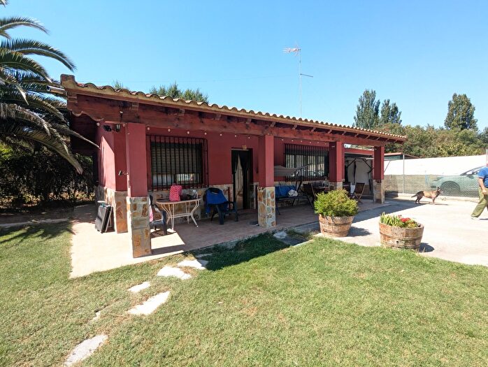 Casa en venta en Lerín, Navarra de 3 habitaciones