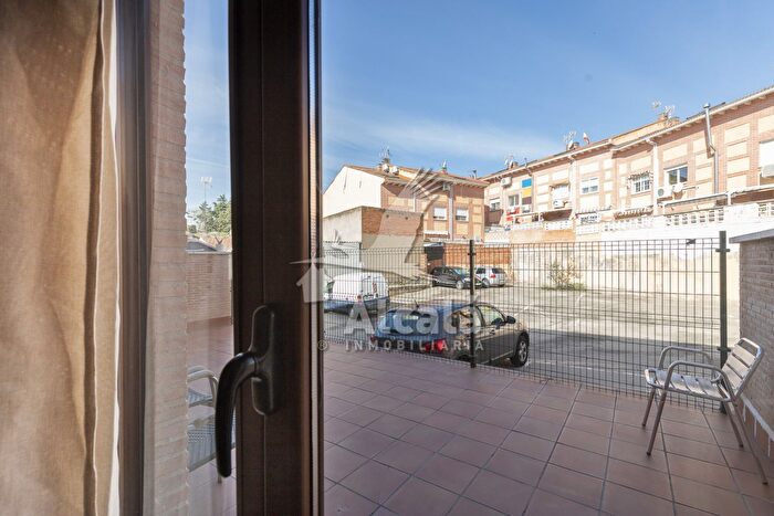 Casas en venta y pisos alquiler - 2
