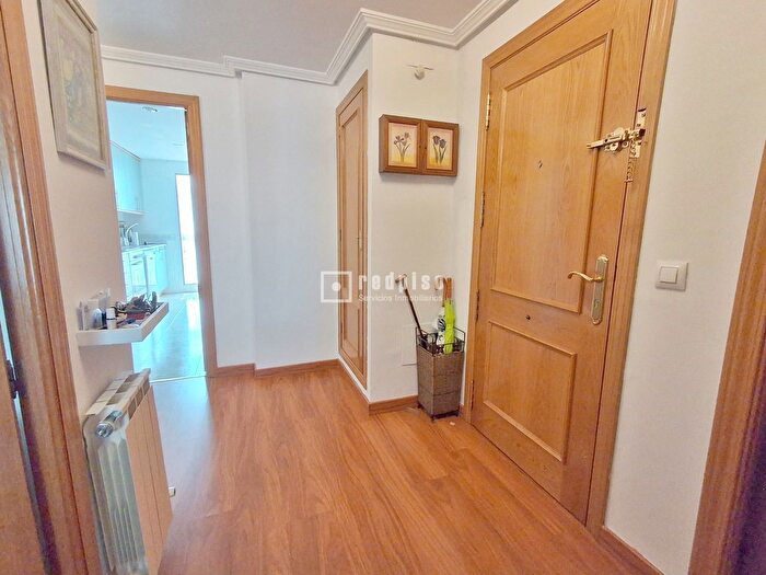 Casas en venta y pisos alquiler - 2