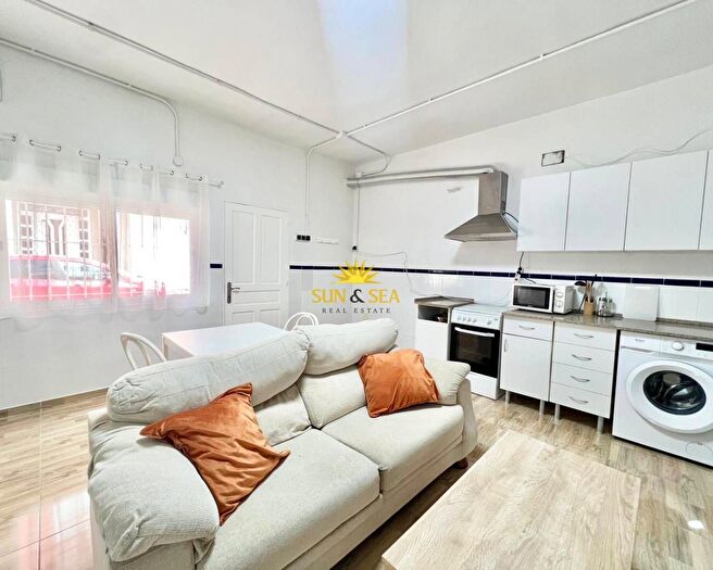 Casas en venta y pisos alquiler - 1