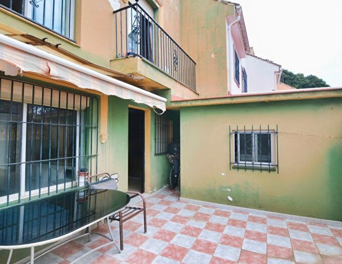 Casas en venta y pisos alquiler - 3