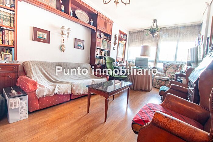 Casas en venta y pisos alquiler - 3