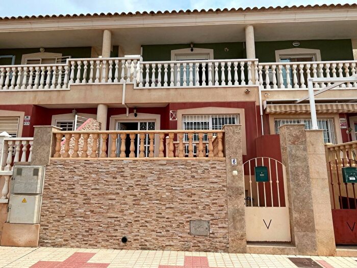 Casa en venta en Las Cánovas Cuevas de Reyllo, Fuente Álamo de Murcia de 3 habitaciones