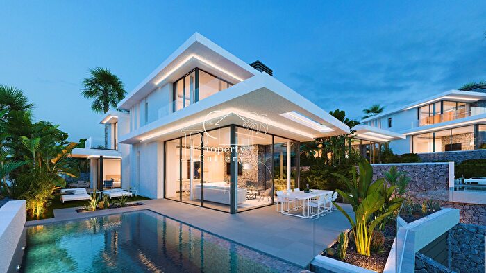 Casa en venta en Abama, Guía de Isora de 3 habitaciones