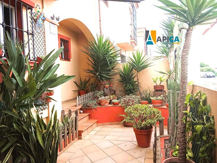 Casa en venta en La Granja La Colina Los Pastores, Algeciras de 3 habitaciones