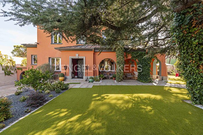 Casa en alquiler en Moncloa Aravaca, Aravaca de 6 habitaciones